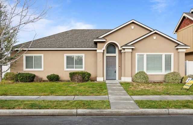 Photo of 540 Fort St