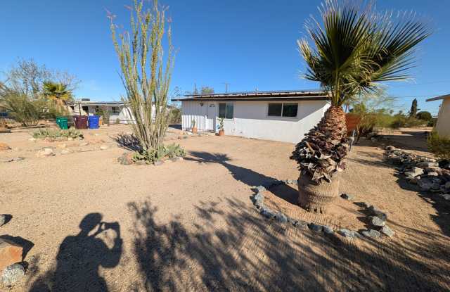 Adorable 2 bedroom 1 bathroom home