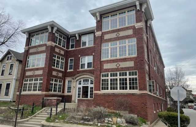 Beautifully Restored 3 BR, 1.5 BR Pre-War Gem in Herron-Morton