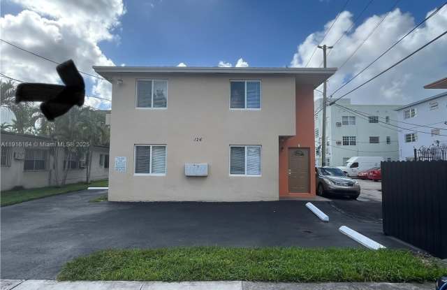 Photo of 126 SW 21st Ave