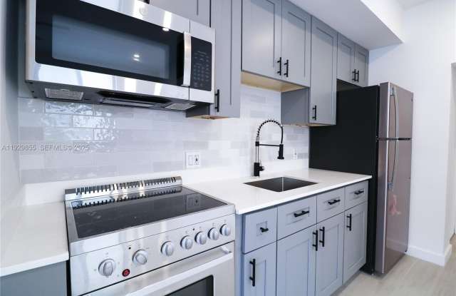 Photo of 221 SW 11th Ave