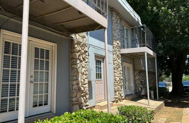 2 Bed/ 2 Bath Condo  - Cedar Lake Estates