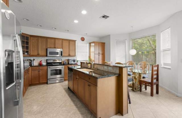 2535 Sawyer Ter Terrace, Wellington, FL 33414