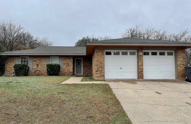 9 Lackland Circle - 9 Lackland Circle, Wichita Falls, TX 76306