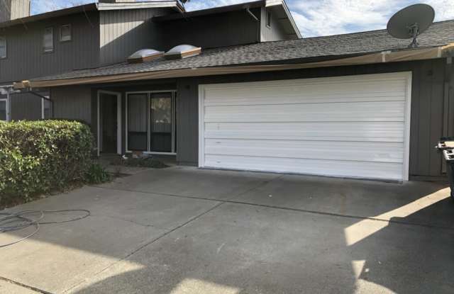 1706 Humboldt Ave - 1706 Humboldt Avenue, Davis, CA 95616