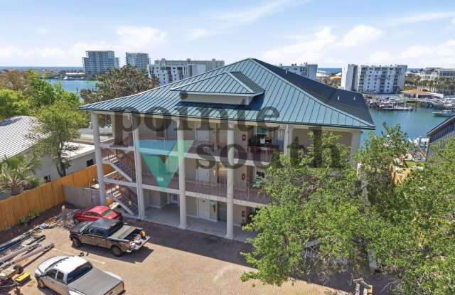 724 Harbor Blvd Unit 101