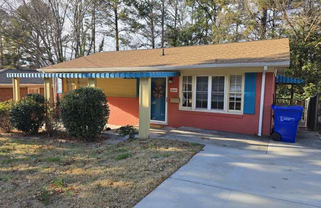 Photo of 2204 Dallas Street