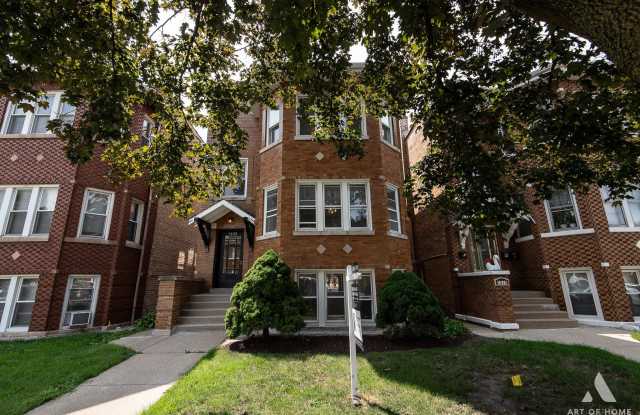 Photo of 1820 Gunderson Avenue