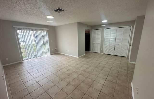 1812 BONNEVILLE DRIVE