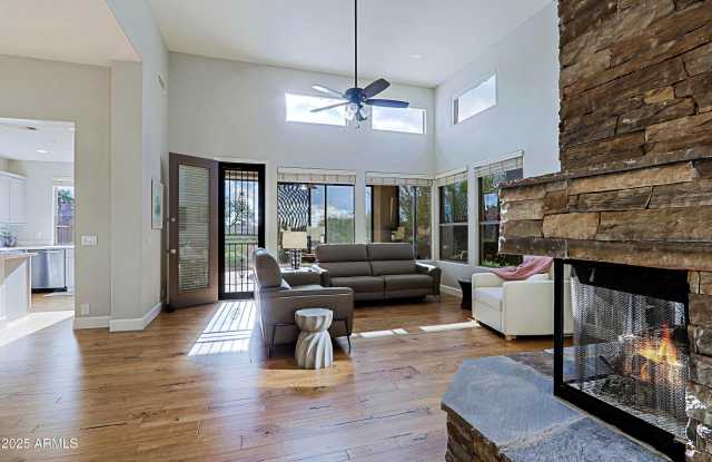 6939 E BRAMBLE BERRY Lane