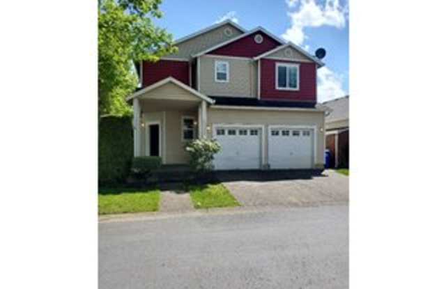 3 Bedroom Fairview Home, Close to Blue Lake!!!