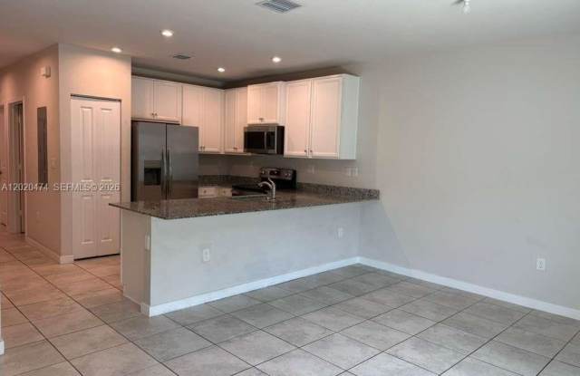 440 NW 11th Ave