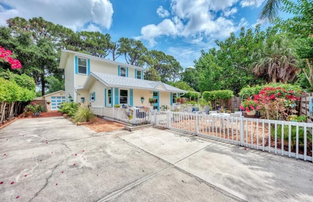 1045 40TH STREET - 1045 40th Street, Sarasota, FL 34234