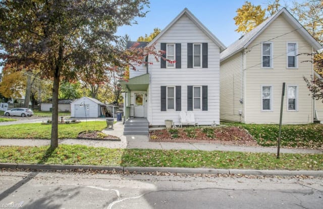 438 Bradford St NE - 438 Bradford Street Northeast, Grand Rapids, MI 49503