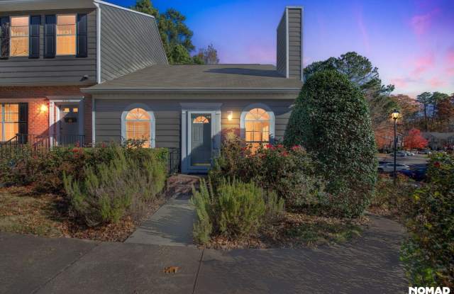 Photo of Charming 2BR Townhome in Raleigh