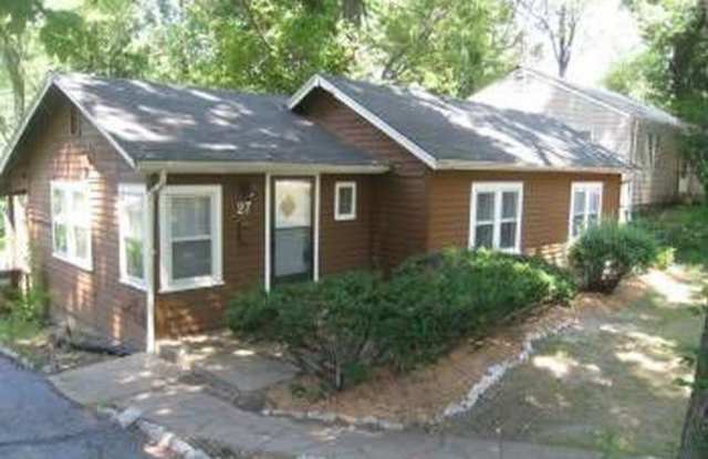 Nice Two Bedroom Home- Must have 600+ credit score and 3 times rent in income to qualify photos photos