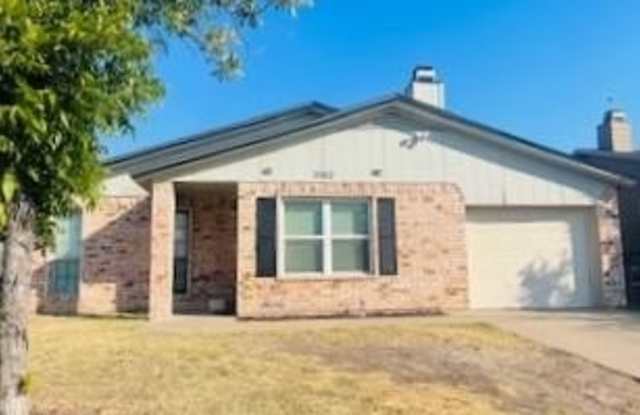 Photo of 3362 Ridgemar Dr