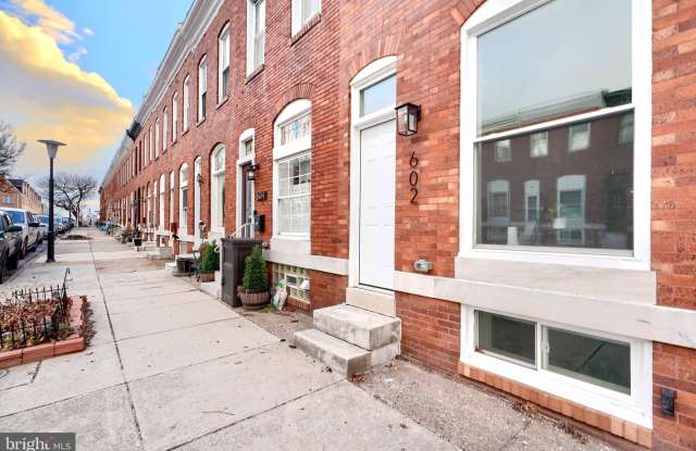 Photo of 602 S STREEPER STREET