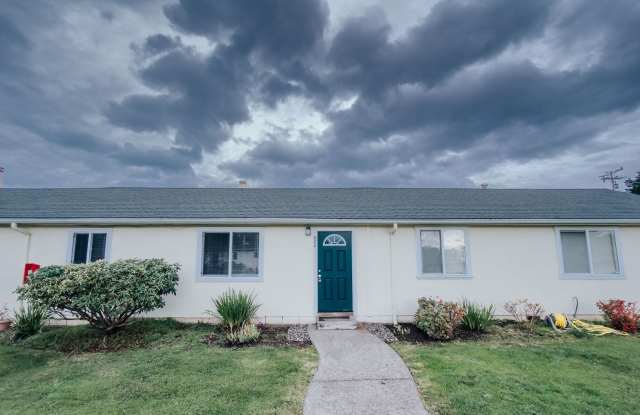Charming 2-Bedroom Apartment Near the Hammond Trail – McKinleyville, CA