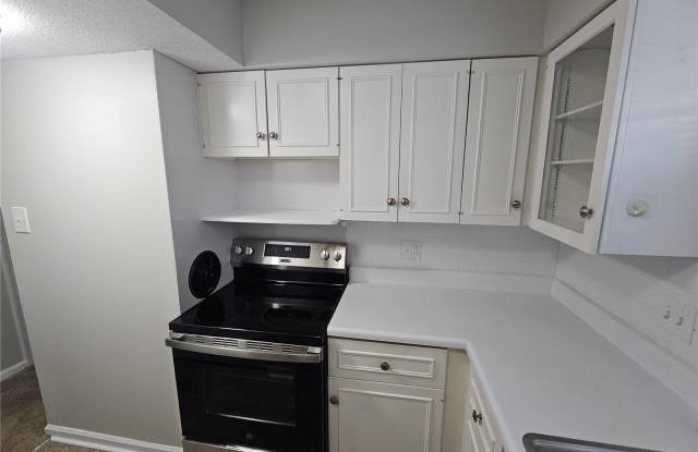 4366 Chateau De Ville Drive