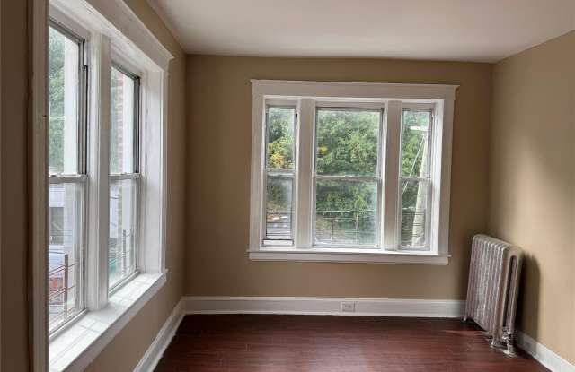 Photo of 249 McLean Avenue