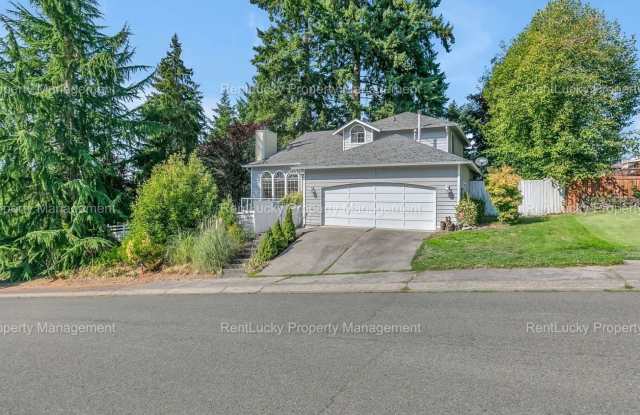 Beautifully Maintained 3-Bedroom Home in Prime Federal Way Location