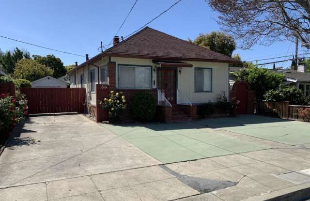 211 Waverly Street