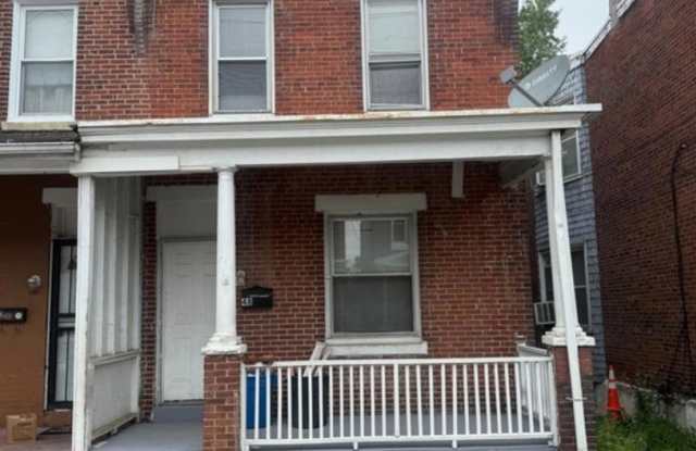 Newly Renovated 3 Bed, 1 bath for rent