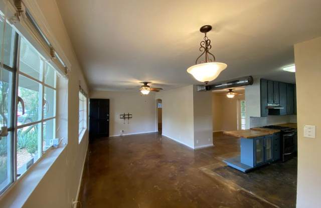 Photo of 1448 E Cedar St