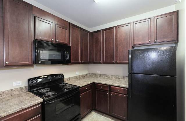 The Astoria Apartment Homes