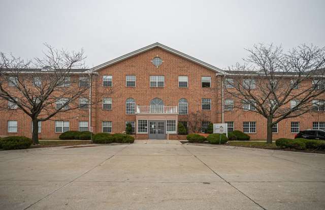 Gateway Pointe - Senior Living