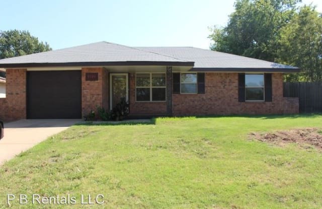 4724 SE Mieling Drive - 4724 Southeast Mieling Drive, Lawton, OK 73501