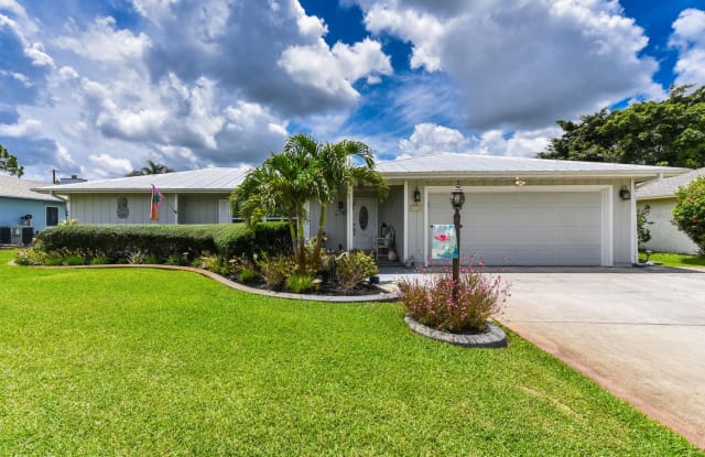 1172 SE Menores Avenue - 1172 Southeast Menores Avenue, Port St. Lucie, FL 34952