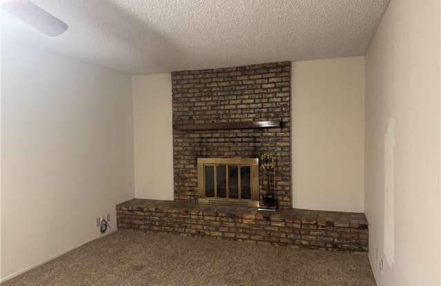 1020 Crestwood Drive