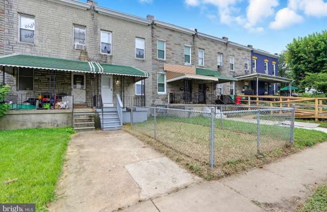 1309 E PATAPSCO Avenue