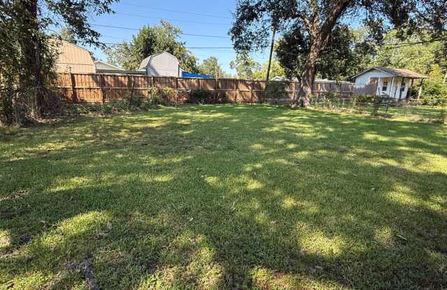 3 Bedroom, 1 Bathroom Home for Rent