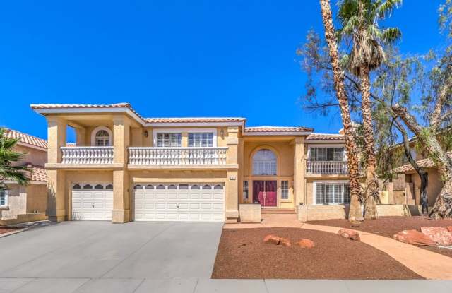Stunning 7-Bedroom Home with Pool and Spa in Prime Las Vegas Location