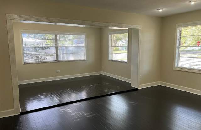 4122 W EMPEDRADO STREET