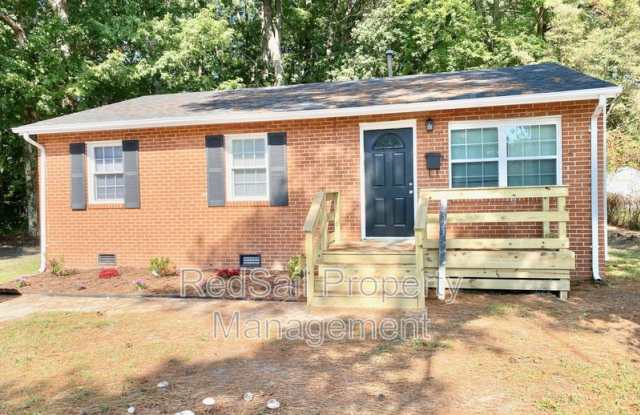 2323 Andrews Blvd