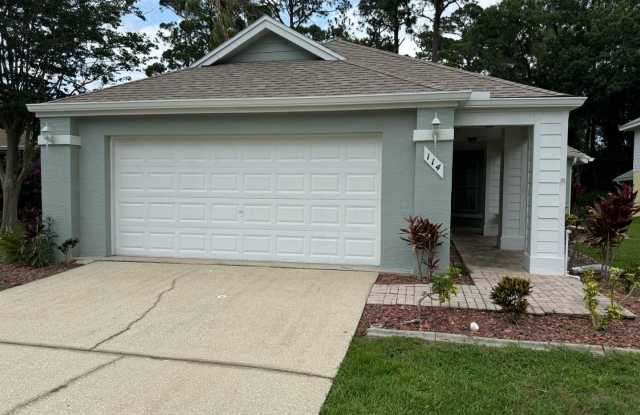 3/3 In Indigo Lakes