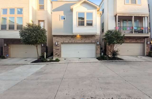 3831 Harry Wurzbach Road, San Antonio, TX 78209