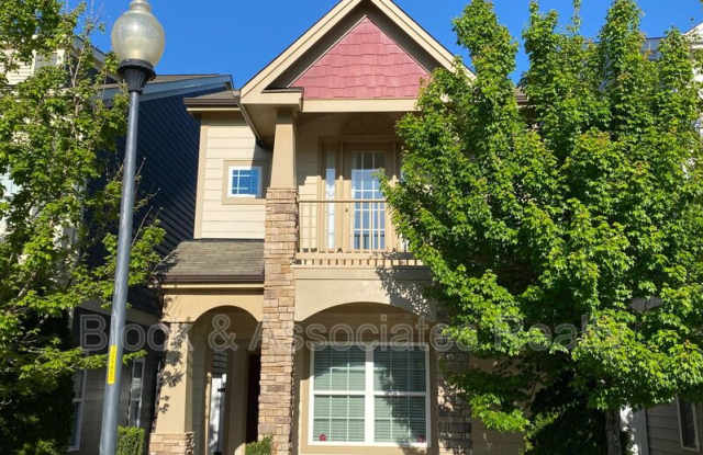 975 Branch Line Lane