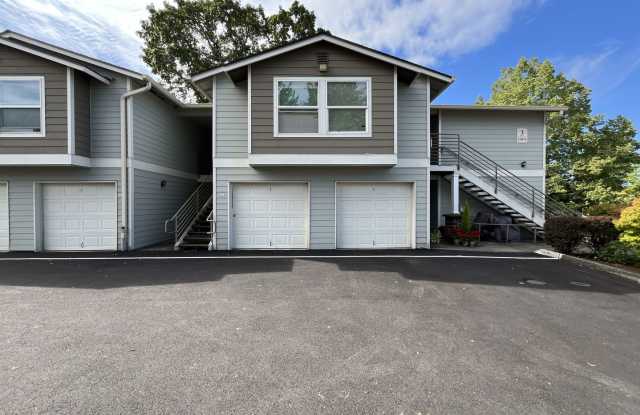 Charming Studio Condo in Portland!! Located in Bethany Village w/ Washer + Dryer Included!!