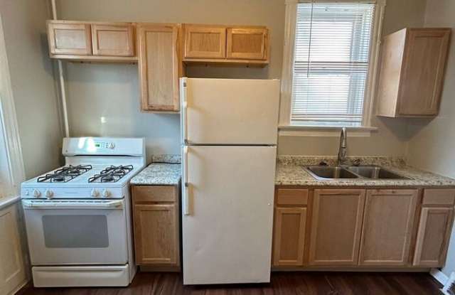 4258-4260 Farlin Avenue