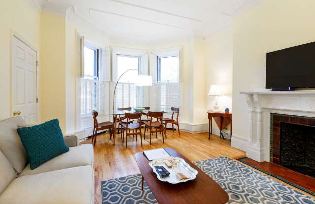 396 Commonwealth Ave #3C Boston MA 02215