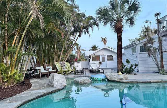 Photo of 701 BROADWAY STREET