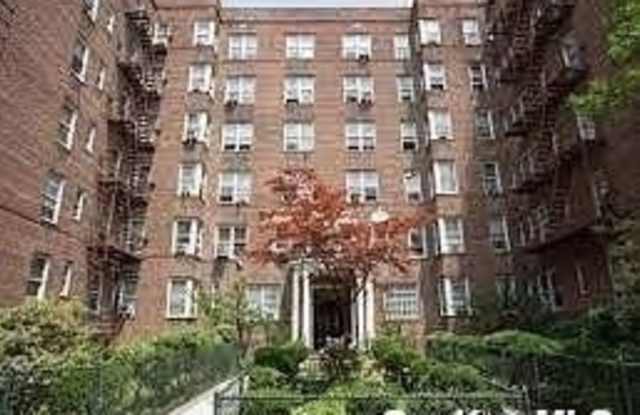 88-11 34th Avenue