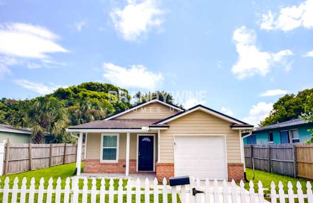 Photo of 628 4th Avenue South