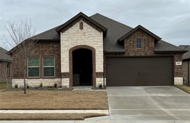 812 Goldenrod Lane - 812 Goldenrod Lane, Princeton, TX 75407