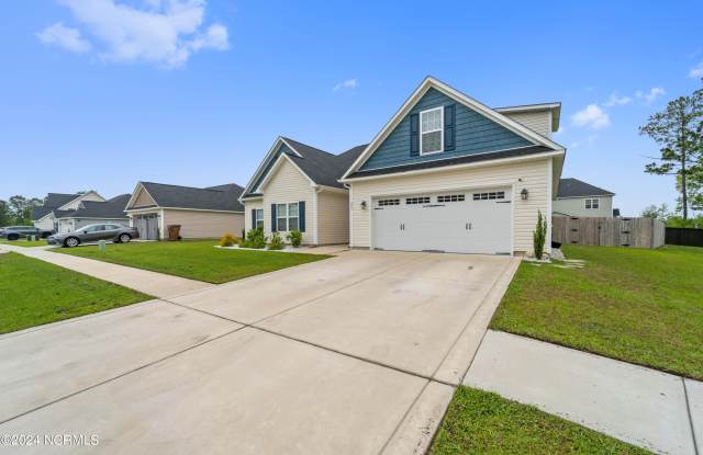 409 Amethyst Court - 409 Amethyst Court, Onslow County, NC 28546